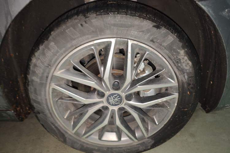 Used BYD Qin PLUS 2024 Honor Edition EV 420KM Leading Model
