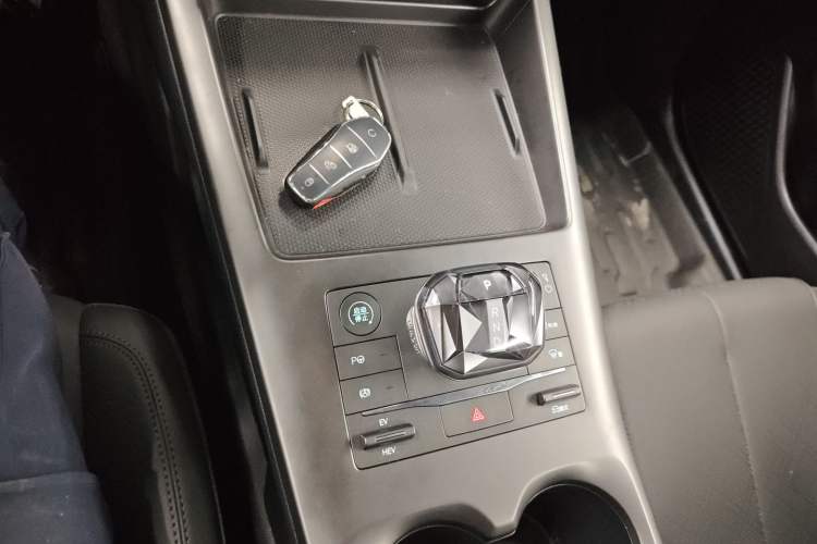 Used BYD Qin PLUS 2025 DM-i Smart Drive 120KM Superior Model
