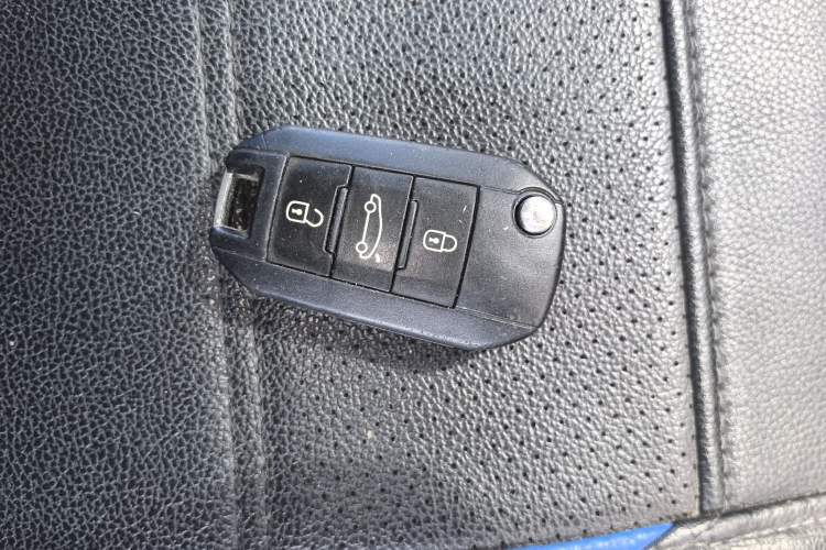 Used Citroen Elysee 2014 1.6L Manual Fashion Edition