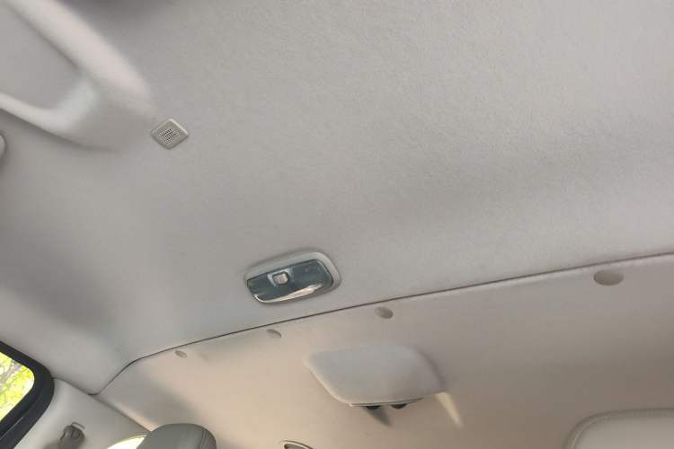 Used Ford Transit 2023 2.0T Diesel Automatic Commercial & Travel Version Mid-axle Low-roof Design 7/8/9-Seater