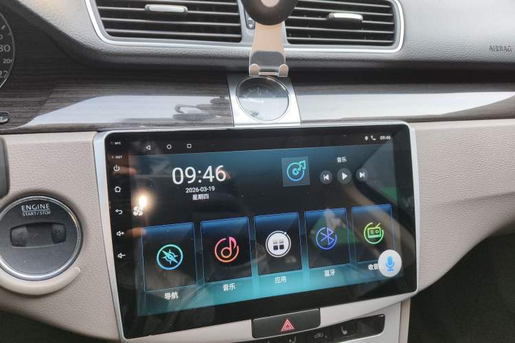 Used Volkswagen Magotan 2012 1.8TSI Prestige Model Audio And AC Panel