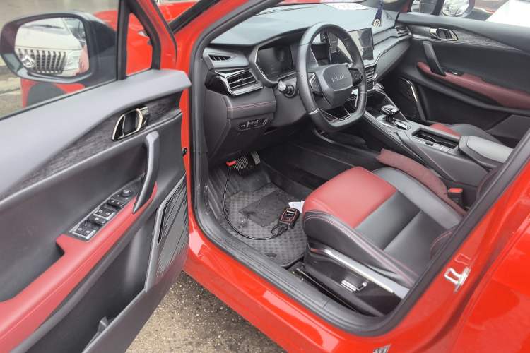 Used Lynk & Co 06 2020 1.5T JinPro model