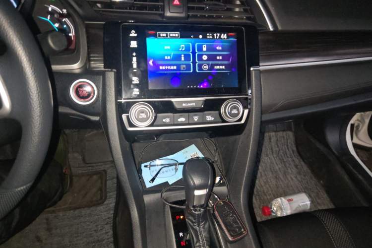 Used Honda Civic 2019 220TURBO CVT Dynamic Edition China VI Audio And AC Panel