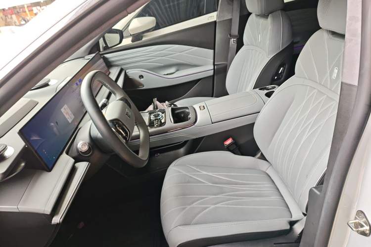 Used Geely Galaxy E8 2025 575 km Exploration Intelligent Driving Edition