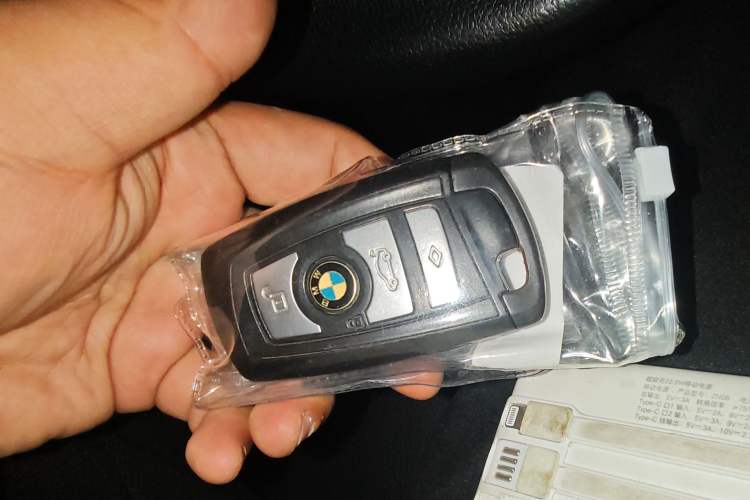 Used BMW 5 Series 2013 530Li Leading Model