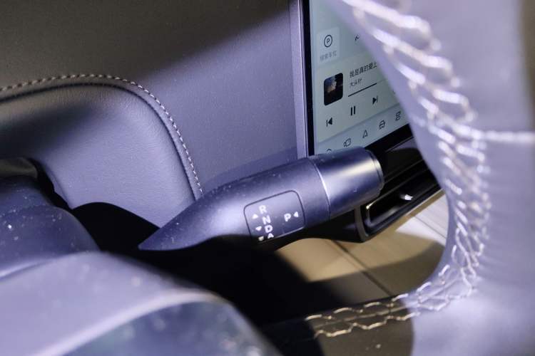 Used Li Auto L6 2025 Max Smart Refresh Edition Gear Lever