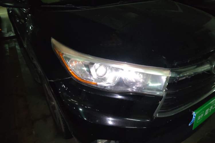 Used Toyota Highlander 2015 2.0T Four-Wheel Drive Elite Edition 7-Seater
