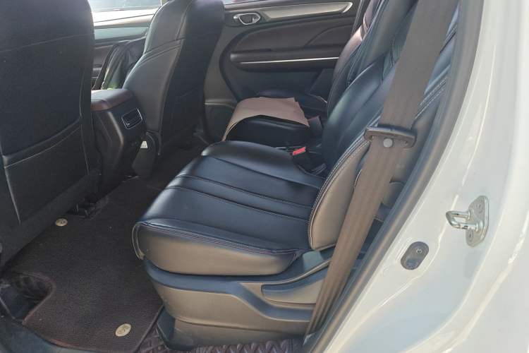 Used GAC Trumpchi M6 2023 PRO 270T DCT Luxury Edition Left Rear Seat