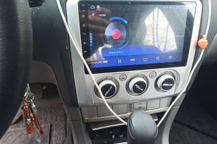 Used Ford Focus 2013 Hatchback Classic 1.8L Automatic Base Model Audio And AC Panel