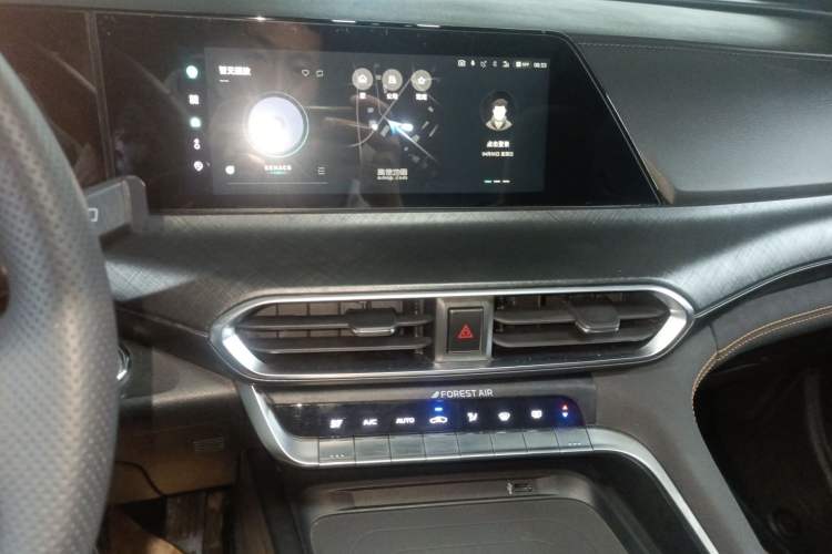 Used CHANGAN UNI-T 2022 1.5T Luxury Edition Audio And AC Panel