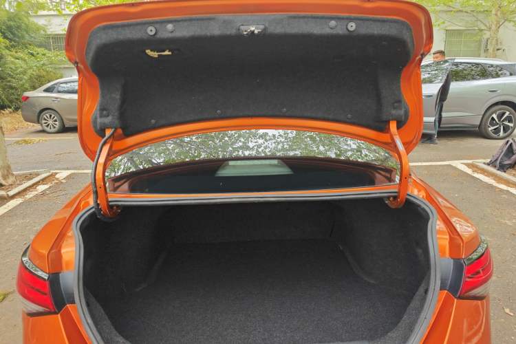 Used Nissan Sylphy 2020 1.6L XL CVT Enjoyment Edition Trunk