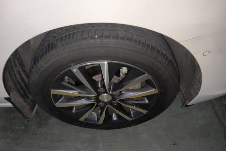 Used Buick GL6 2019 18T 6-Seater Connected Luxury Version China VI Standard
