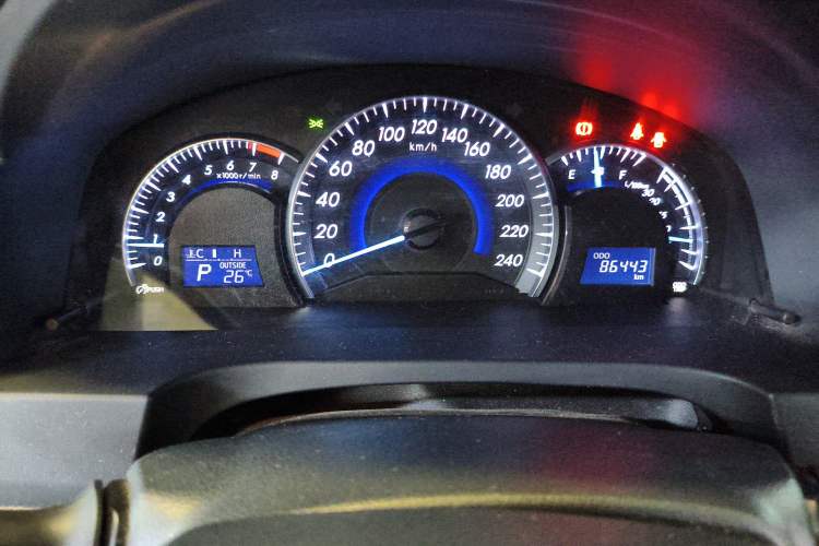 Used Toyota Camry 2016 2.0G 10th Anniversary Leading Edition Instrument Cluster