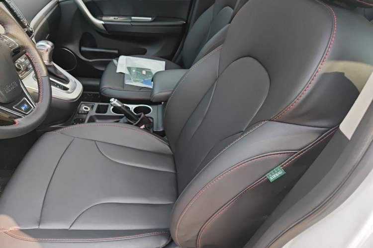 Used Haval H6 2017 Blue Label Sport Edition 1.5T Automatic Two-Wheel Drive Luxury Model Left Front Seat