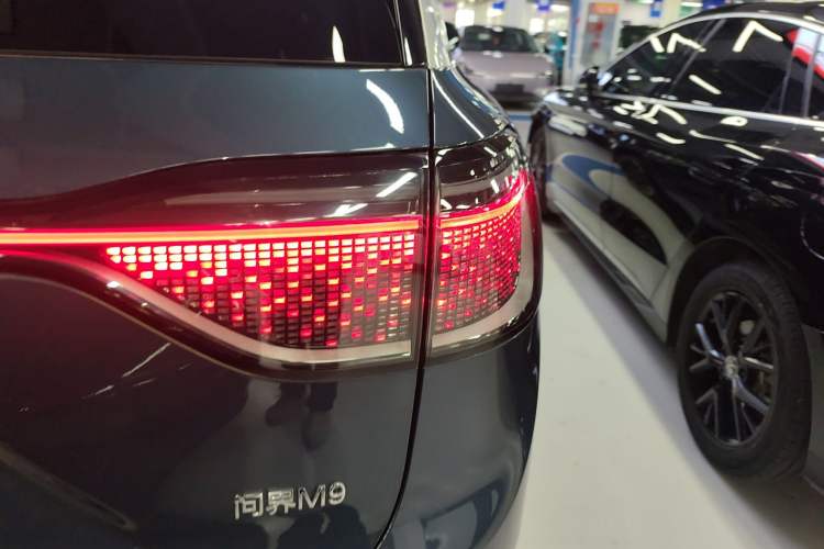 Used Hima AITO M9 2024 Range-Extended Ultra Version 52 kWh 6-Seater Model