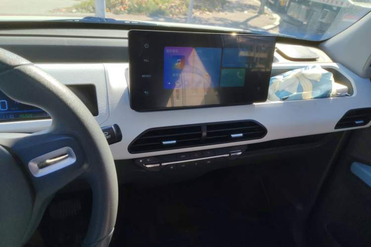 Used Geely Galaxy Panda 2024 Panda Mini 200km Endurance Bear
