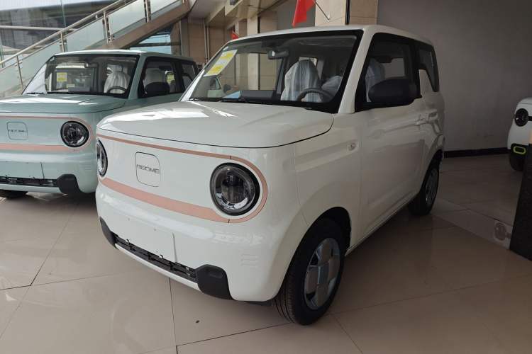 Used Geely Galaxy Panda 2024 Panda Mini 200km Endurance Bear