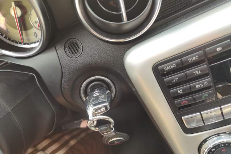 Used Mercedes-Benz SLK-Class 2011 SLK 200 Fashion Model Vehicle Key