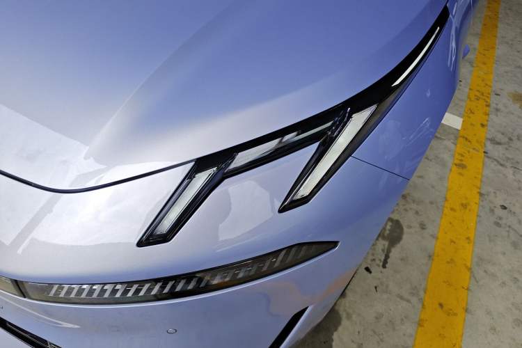 Used Lynk & Co 07 2024 EM-P 126 Long-Range Intelligent Driving Ultra
