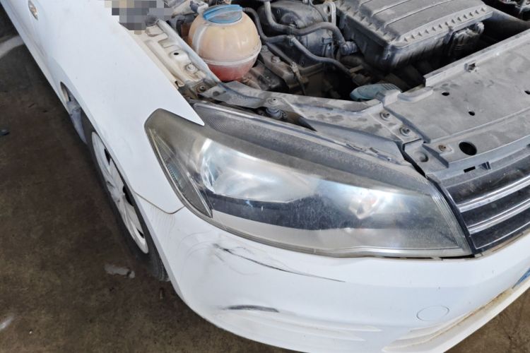 Used Volkswagen Jetta 2013 1.6L Manual Fashion Edition
