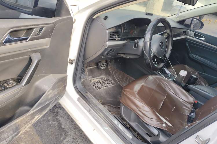 Used Volkswagen Lavida 2021 1.5L Automatic Vision Edition Driver Seat