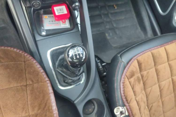 Used CHANGAN CS35 2016 1.6L Manual Luxury Model China V Standard Gear Lever