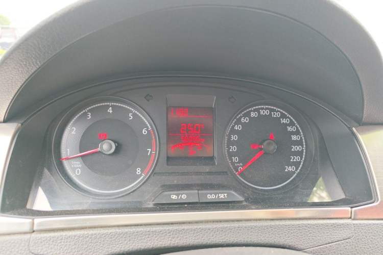 Used Volkswagen Santana 2016 1.6L Manual Fashion Edition Instrument Cluster