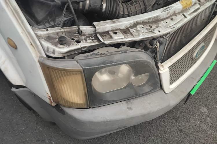 Used Ford Classic Transit 2013 2.8T Refurbished Diesel Ice-White Logistics Vehicle Long Wheelbase Mid-Roof Model JX493ZLQ4