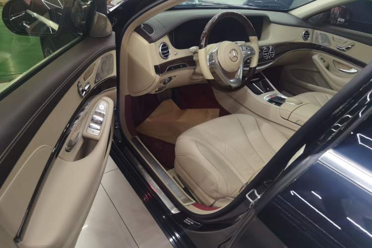 Used Mercedes-Benz S-Class 2019 S 350 L Executive Edition Driver Seat