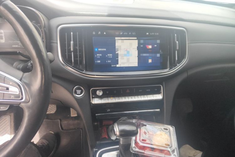 Used GAC Trumpchi GS8 2020 GS8S 390T Two-Wheel Drive Prestige Edition Audio And AC Panel