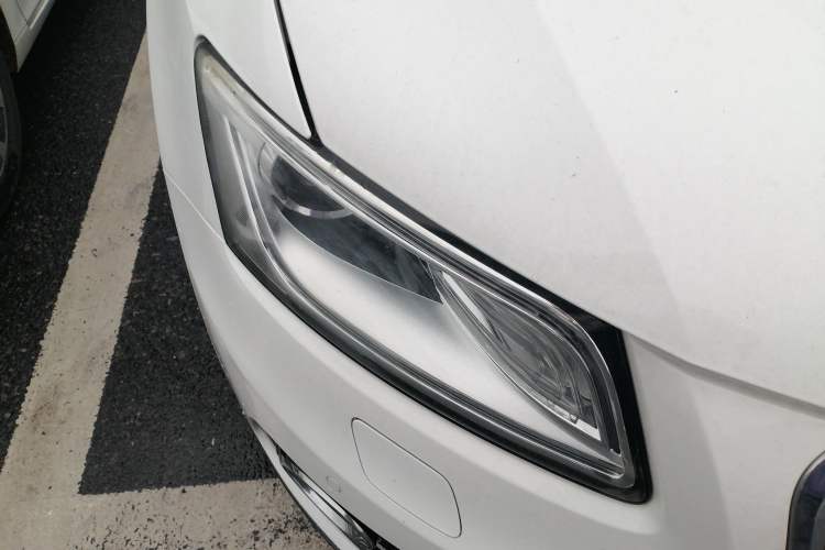 Used Audi Q5 2016 40 TFSI Technology Edition Right Front Headlight