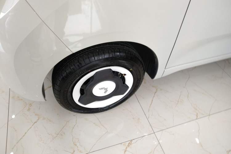 Used Wuling Hongguang MINIEV 2024 3rd Generation 215km Youth Edition Exterior 4