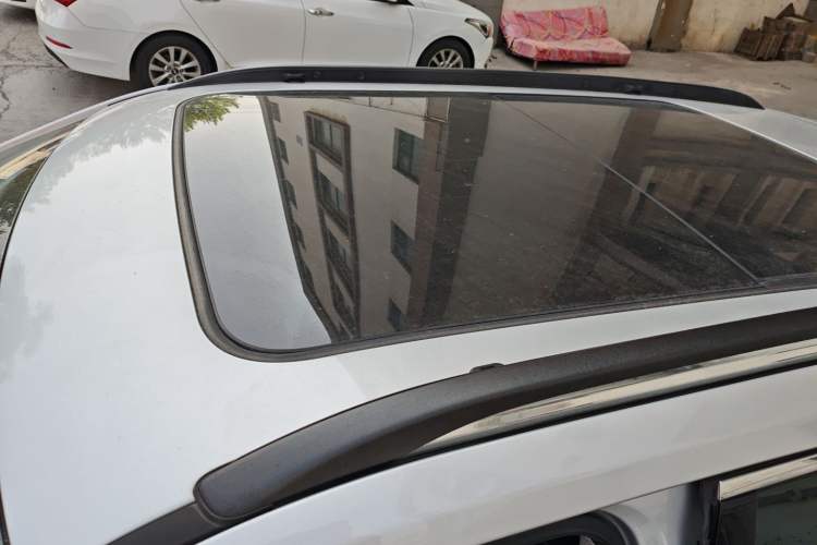 Used Jeep Compass 2017 200T Automatic Family Edition
