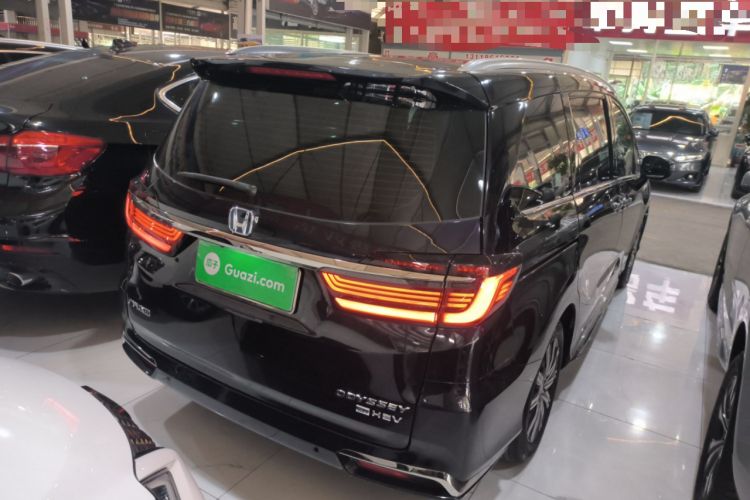 Used Honda Odyssey 2024 2.0L eHEV Sharp & Smart Edition