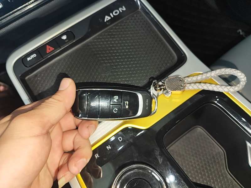 Used AION Y 2022 70 Intelligent Edition Lithium Iron Phosphate — 8