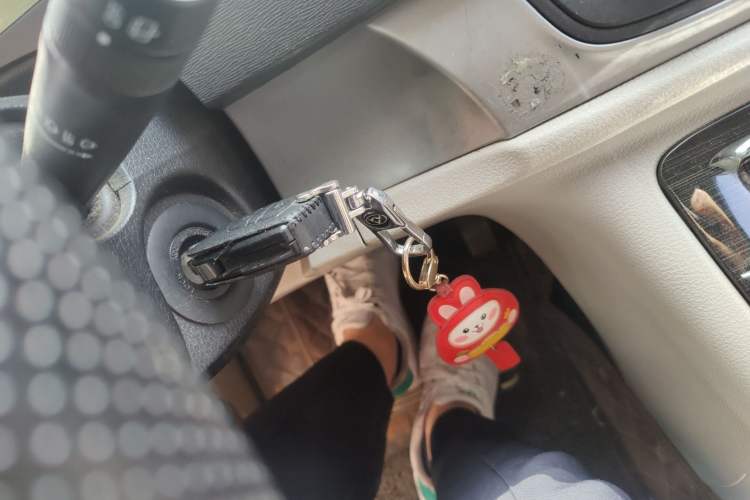 Used SAIC MAXUS G10 2014 2.0T Automatic Elite Edition