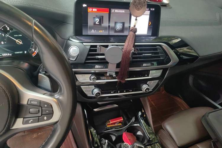 Used BMW X4 2019 xDrive25i M Sport Package Audio And AC Panel