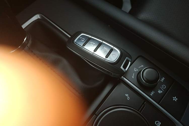 Used Mazda 3 Axela 2020 1.5L Automatic ZhiMei Edition Vehicle Key