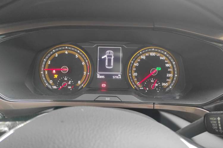 Used Volkswagen Tharu 2021 280TSI Two-Wheel Drive Comfort Edition
