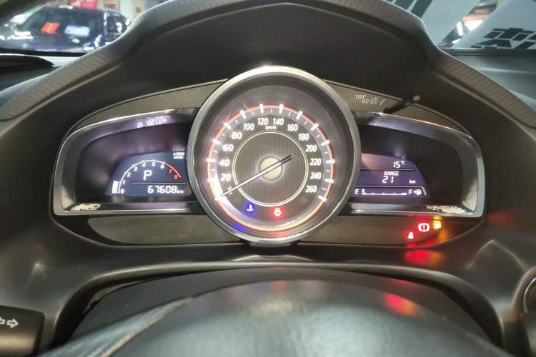 Used Mazda Mazda 3 Axela 2016 Hatchback 1.5L Automatic Comfort Model
