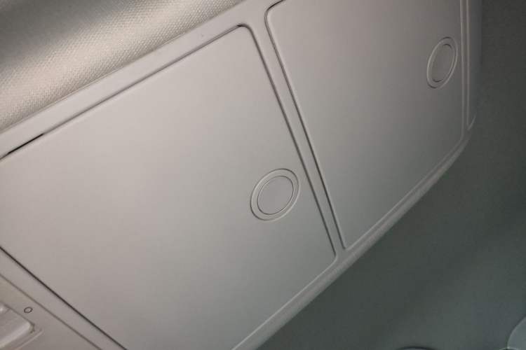 Used Volkswagen Touran 2013 1.4T Manual Fashion Edition 5 Seats Headliner