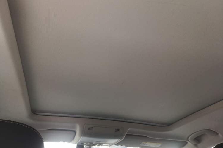 Used Volkswagen Tayron 2019 330TSI Two-Wheel Drive Luxury Model China VI Standard