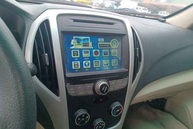 Used BYD F3 2015 Energy-Saving Edition 1.5L Manual Luxury Model