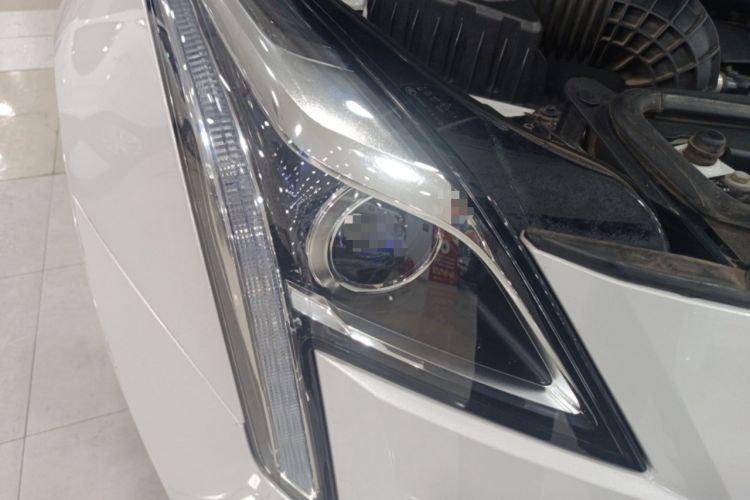 Used Cadillac XT5 2018 28E Four-Wheel Drive Tech Version
