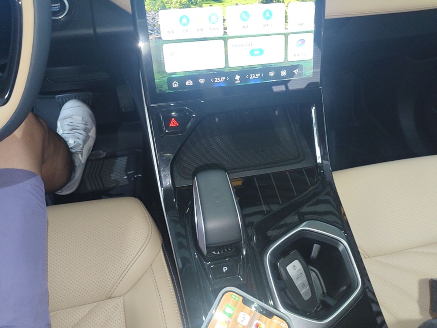Geely Auto FX11 2023 1.5TD DCT Prestige Edition — снимка 16