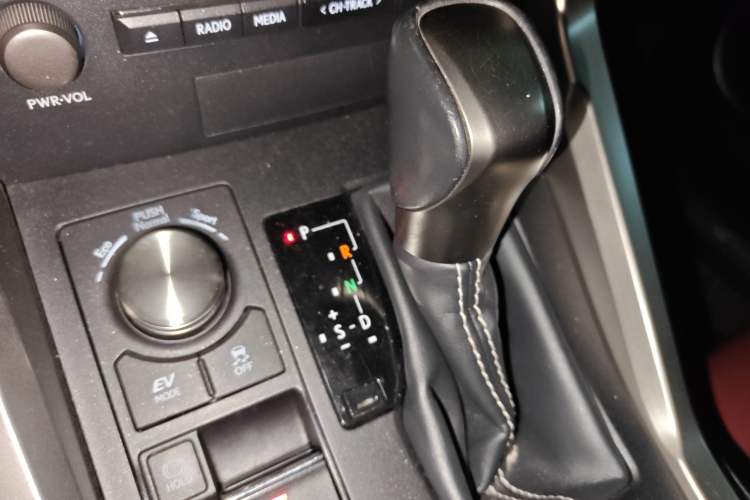 Used Lexus NX 2020 300h Front-Drive FENGSHANG Version China VI Standard