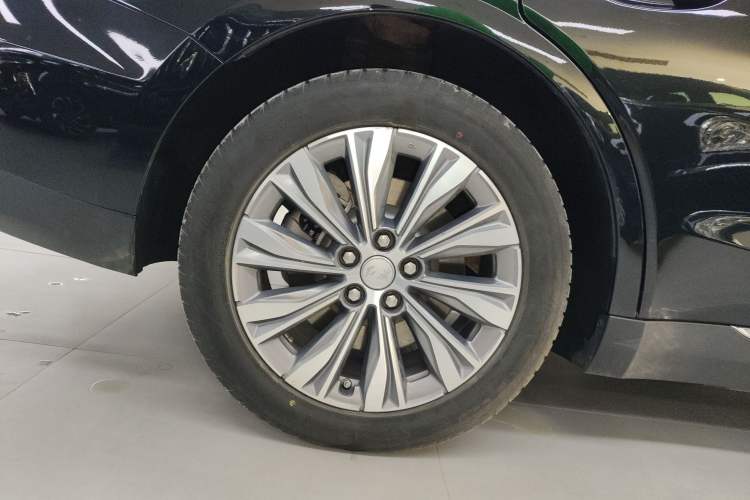 Used Hongqi E-QM5 2024 500km Range Edition