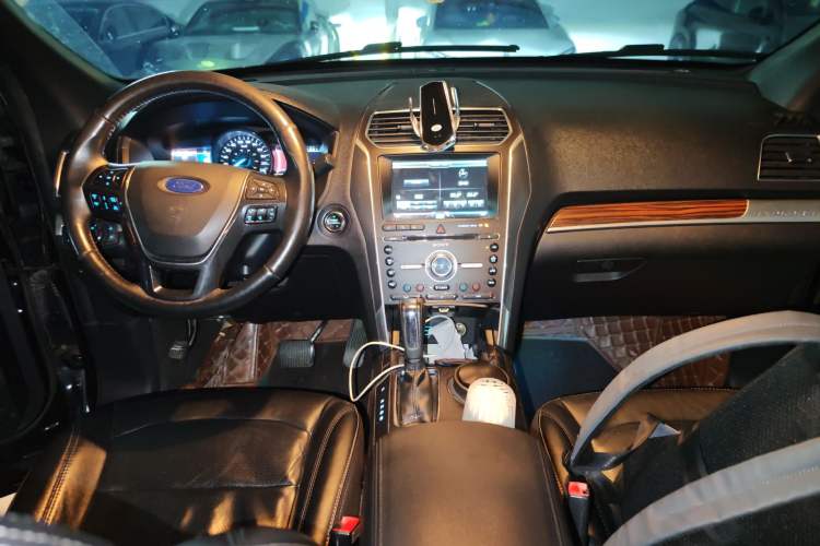 Used Ford Explorer 2016 2.3T Elite Edition
