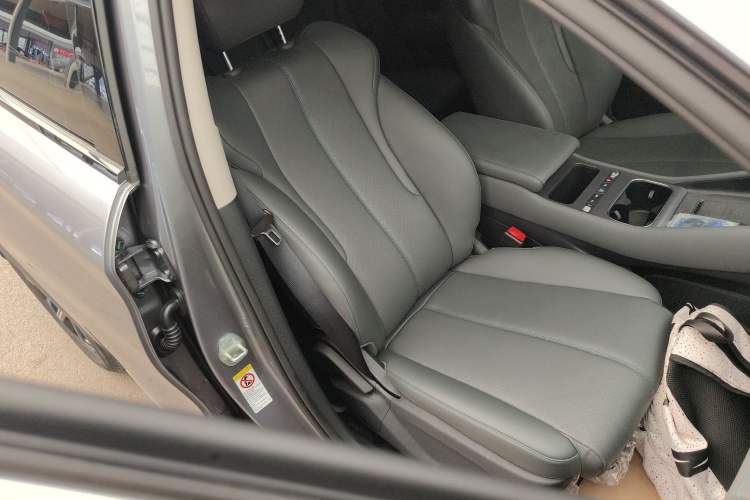 Used BYD Yuan PLUS 2025 Intelligent Driving Version 510 km Leading Edition Right Front Seat