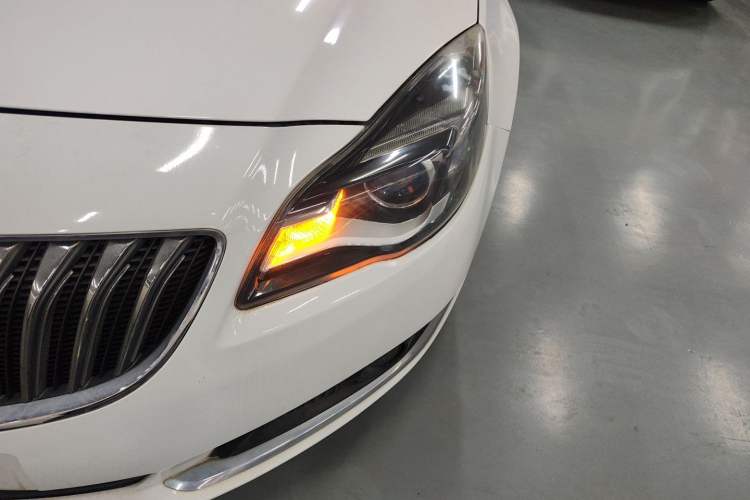 Used Buick Regal 2014 1.6T Fashionable Tech Edition Left Front Headlight